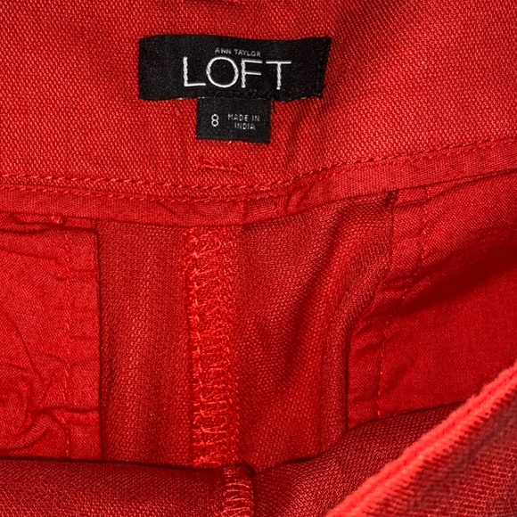 2 for $20 or 5 for $40
LOFT SHORTS - SIZE 8 - Picture 5 of 6